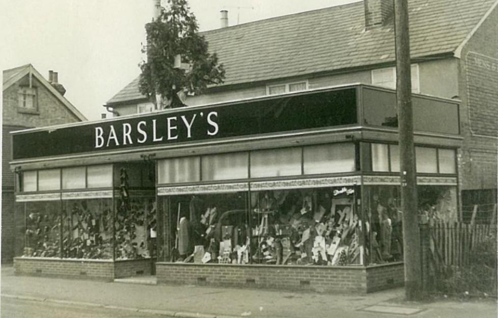 Iconic British Department Store Closes After 135 Years, Leaving All Jobs Gone in Heartbreaking Blow to High Street