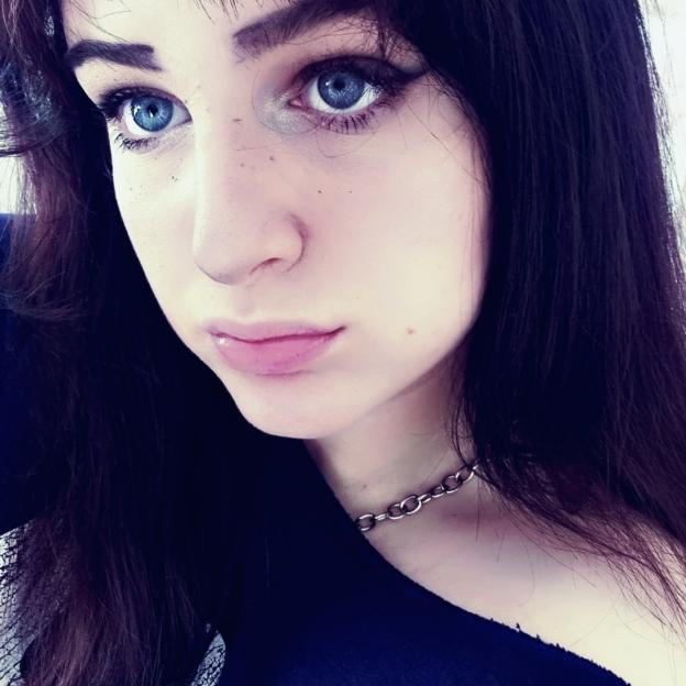 Lainie Williams, a 17-year-old girl murdered in her home.