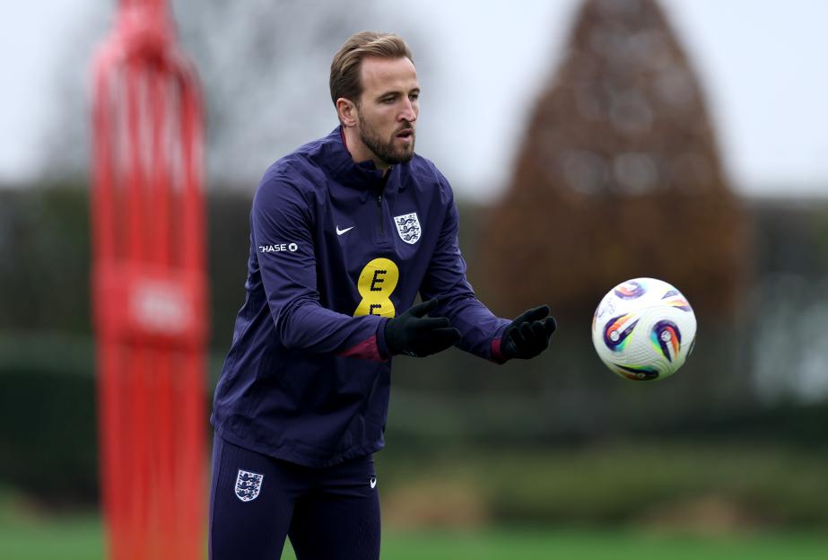 England Men Training & Press Conference