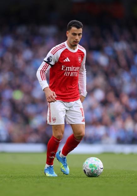 'Arsenal's Gabriel Martinelli Sparks Transfer Buzz as His Team Engages with European Giants'