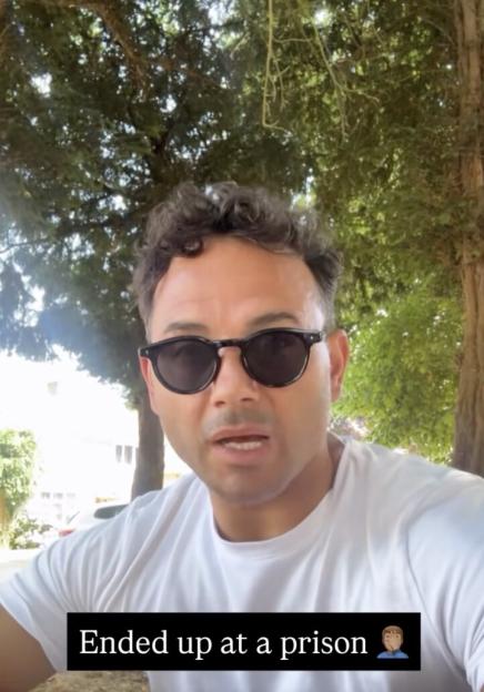 Ryan Thomas Stranded Outside Prison with Kids After Electric Car Battery Dies