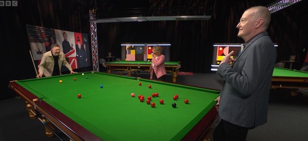 'Live TV Blunder: Former World Snooker Champs Stumble While Imitating Semi-Finalist'