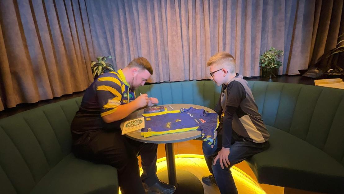 NINTCHDBPICT001040975114