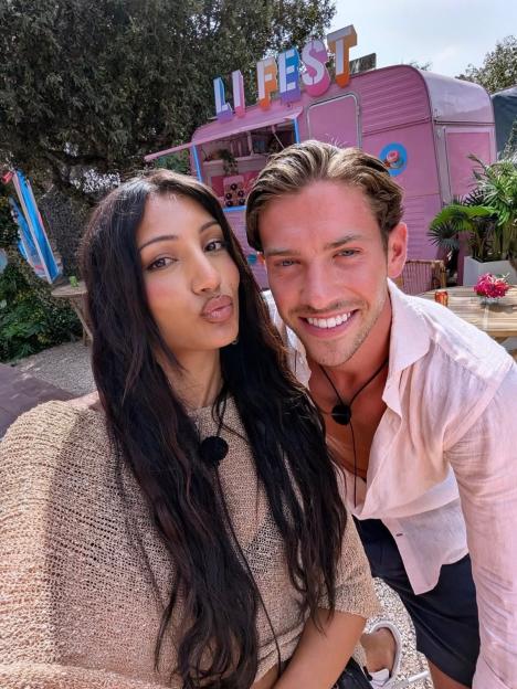 Love Island Fans Skeptical About Finalists’ Romance After Star Accused of 'Switching' Partners Off-Screen
