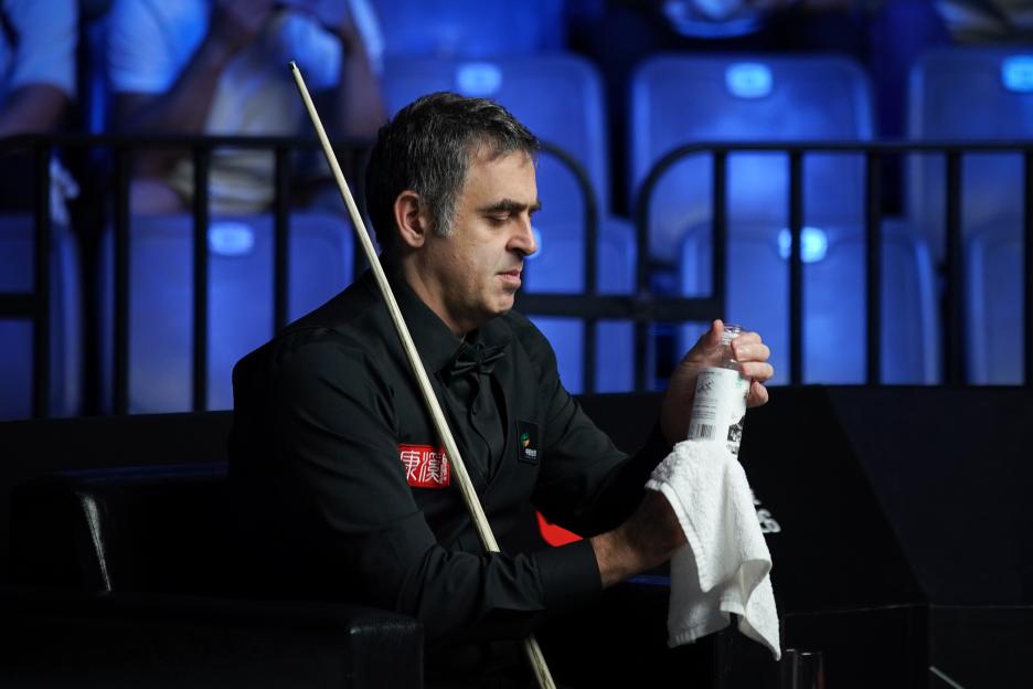Ronnie O'Sullivan Reveals Firm Retirement Plan, Worries Snooker Challenges Can't Be Overcome Now
