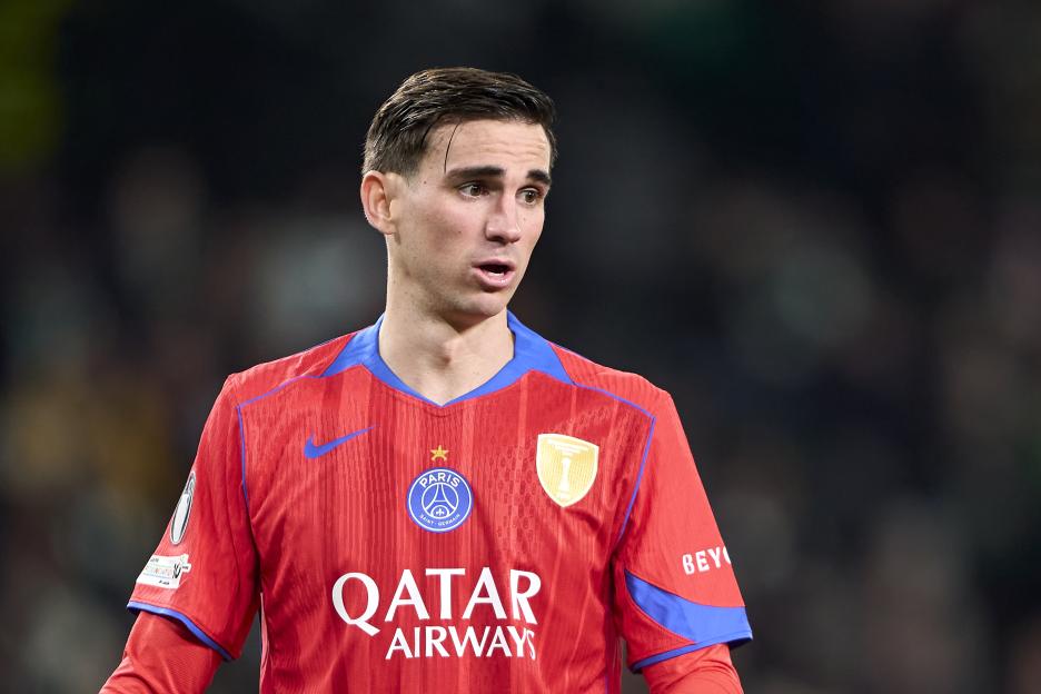 'PSG Star Reportedly Declines to Play Through Injury in Liverpool Showdown, Sparking Squad Turmoil'