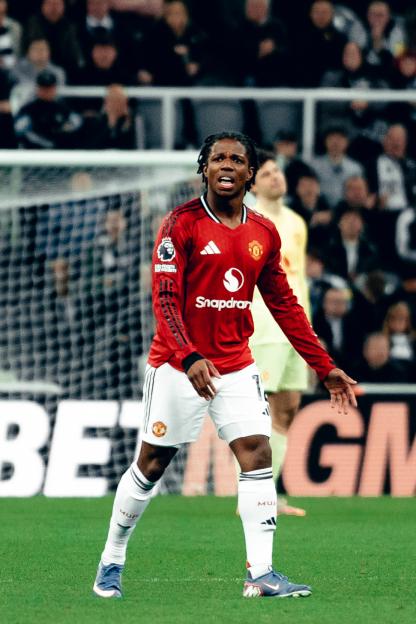 Newcastle United v Manchester United - Premier League