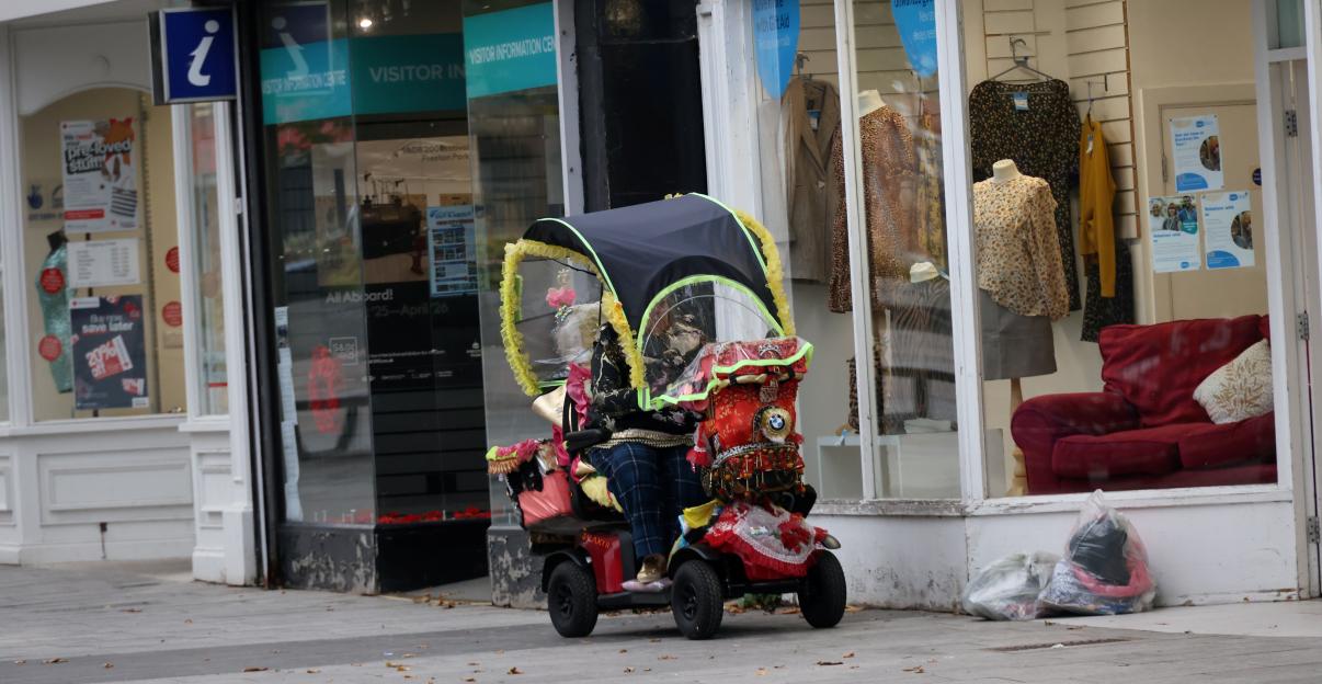 Exploring the UK's Life Expectancy Crisis: Where Toxic Air and Addiction Take Their Toll