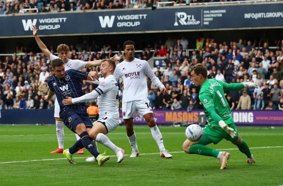 Championship - Millwall v West Ham United