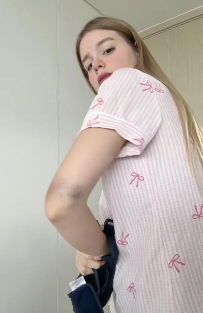 VIDEO: Influencers injured in horror crash while live-streaming