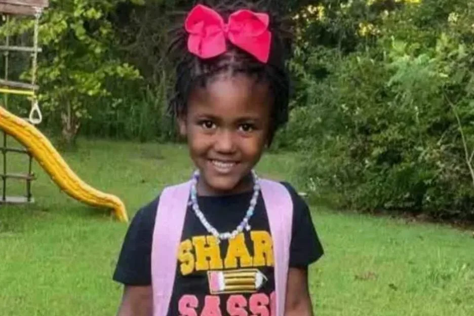 Girl, 4, dies after being found upside down in bin full of water and fish by mum inside bathroom