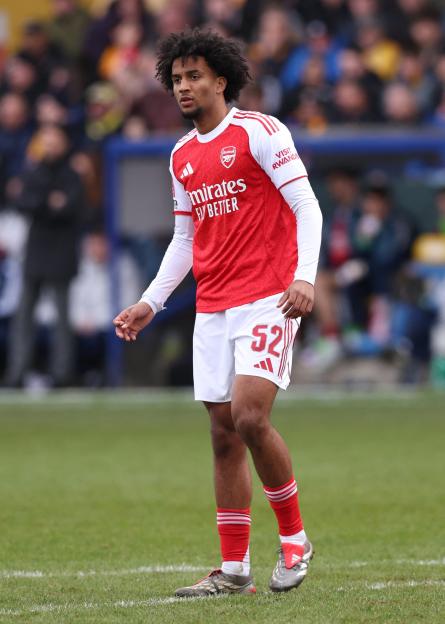 FA Cup - Fifth Round - Mansfield Town v Arsenal