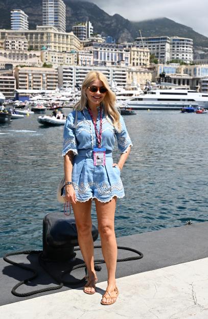 Holly Willoughby Dazzles in Denim Shorts While Cheering for F1 Stars with Michael McIntyre at the Monaco Grand Prix!