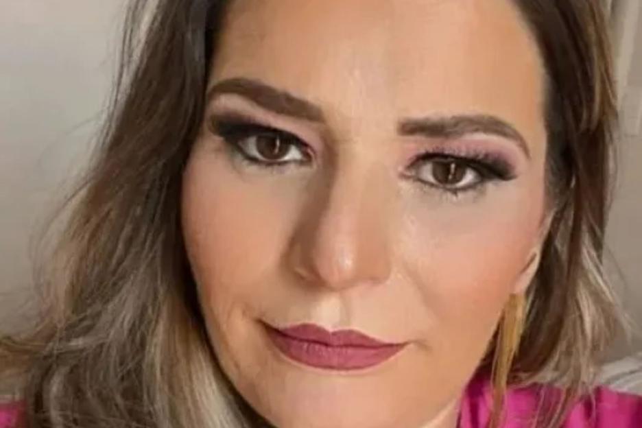 Tragic Loss: 43-Year-Old Mother of Three Dies Following Marathon 10-Hour Plastic Surgery Session