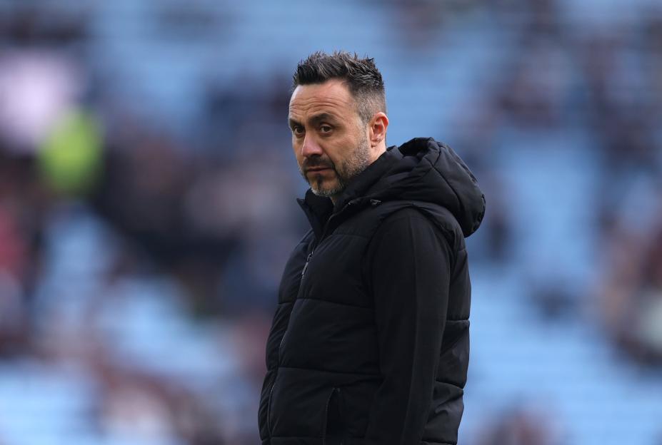 Tottenham Hotspur manager Roberto De Zerbi during the Premier League match against Aston Villa.