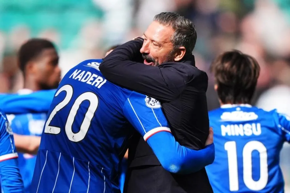 Celtic v Rangers - William Hill Premiership - Celtic Park