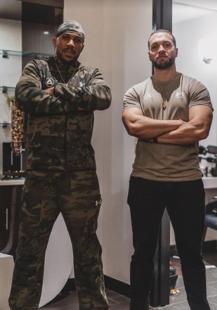 Anthony Joshua Shares Heartwarming Moment with His Brother After Jake Paul’s Jaw-Dropping Knockout