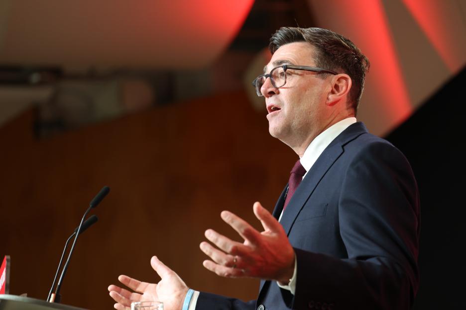 'Catch Andy Burnham's Prime Minister Announcement Today: Time and Viewing Details!'