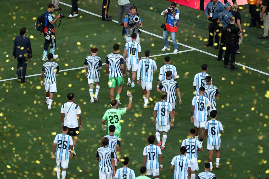 Argentina's Bitter Exit: Players Ignore Spain’s World Cup Victory and Dash Down the Tunnel