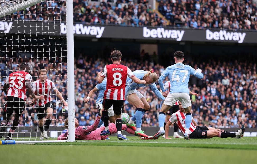 Manchester City v Brentford - Premier League