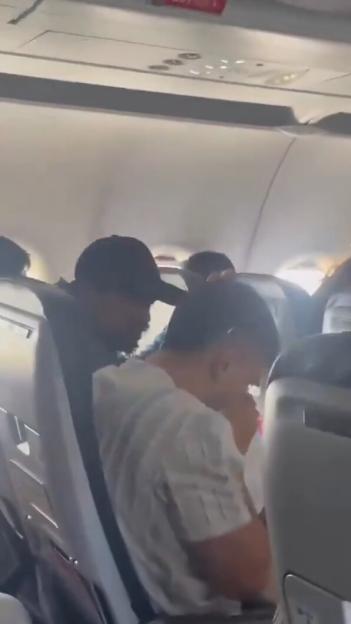 VIDEO: Passengers left screaming and throwing up in terror as plane aborts landing
