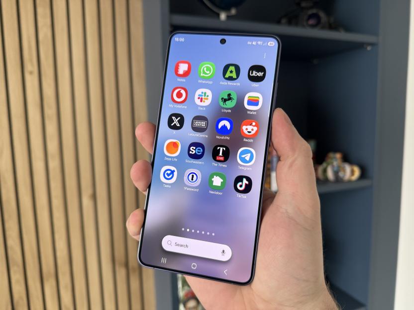 I Tested Samsung’s Galaxy S26: The New Secret Screen is a Game-Changer for Daters – But the Video Feature Stole the Show!