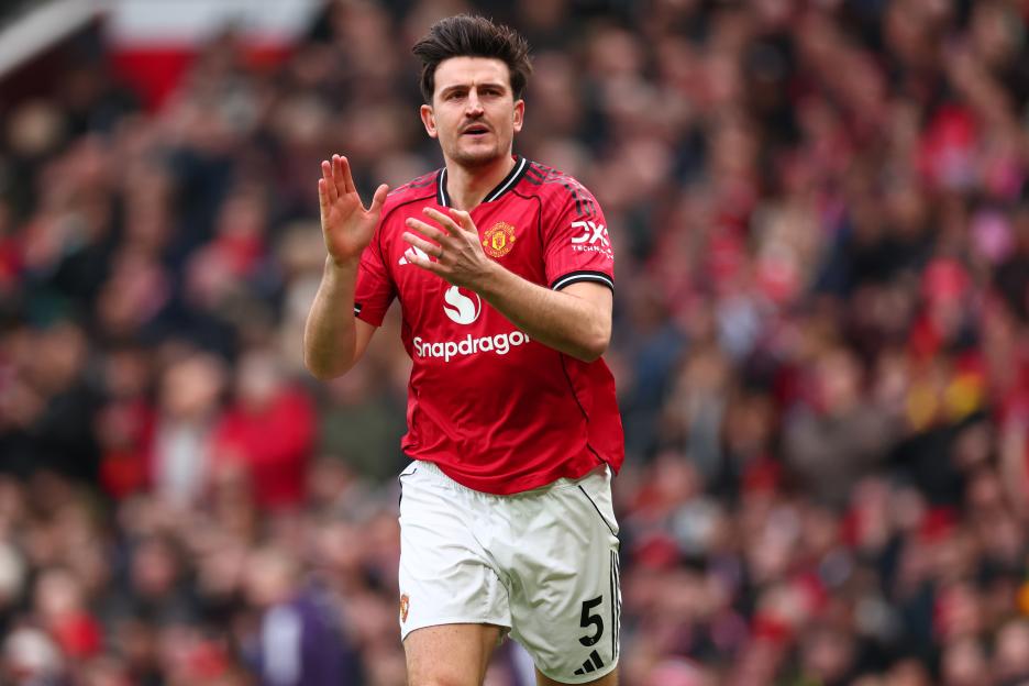 Manchester United v Fulham - Premier League