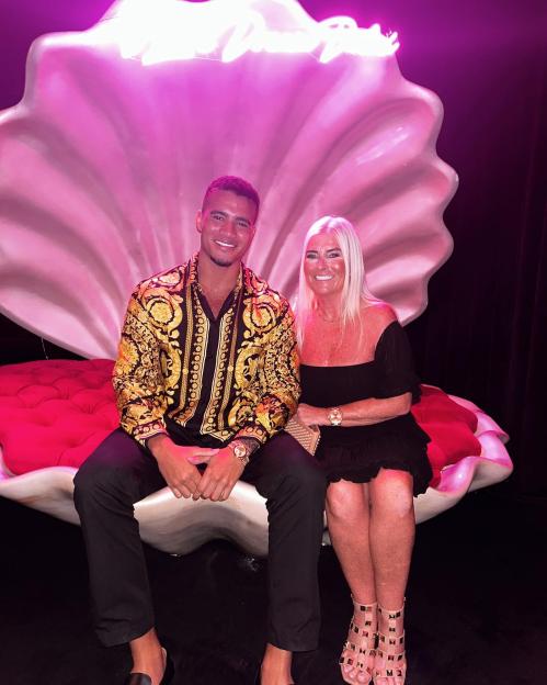 NINTCHDBPICT001066292575