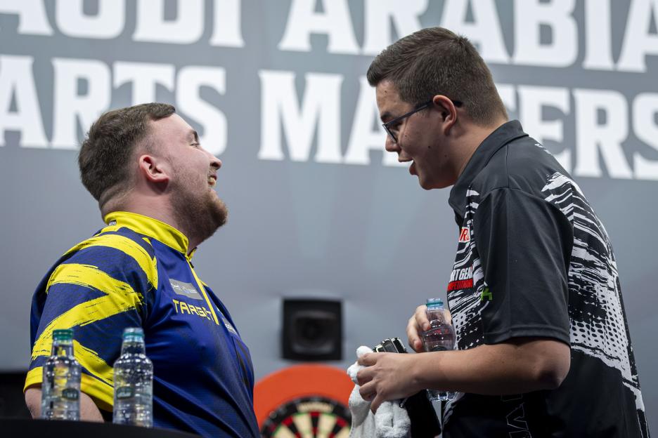 'Gian van Veen Embraces 'Villain' Role in Luke Littler Rivalry: 'I’ll Be the Van Barneveld to His Taylor''