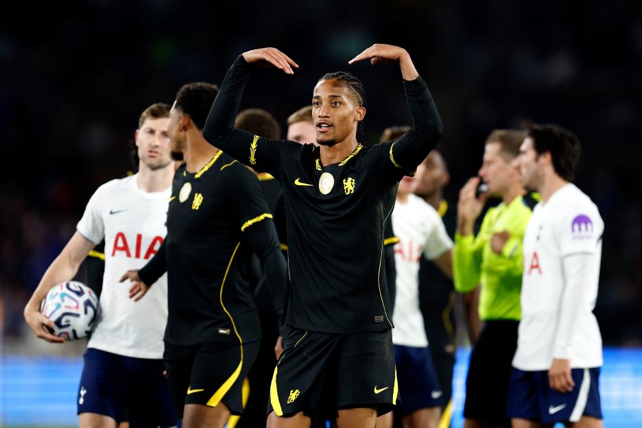 Chelsea FC v Tottenham: Sydney Super Cup
