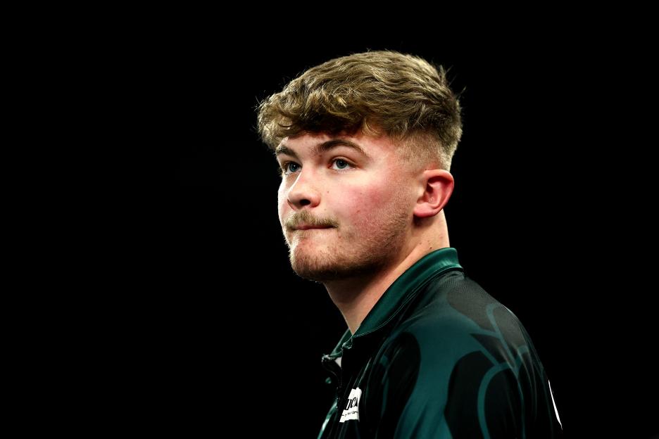 Darts Sensation Exits Bricklaying Job Just Months After Remarkable Championship Debut
