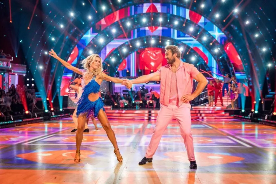 Nadiya Bychkova and Chris Robshaw dancing on the launch show of Strictly Come Dancing.