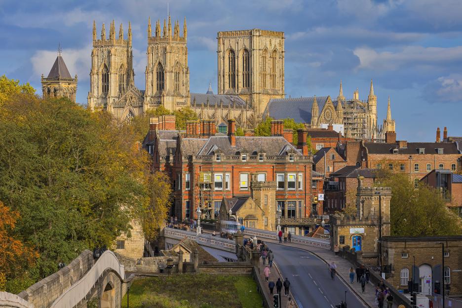 Cityscape of York with York Minster and bridges over the River Ouse.