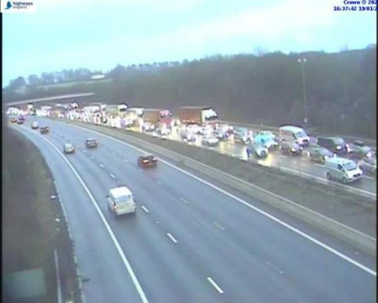 'Urgent Bridge Repairs Force Closure of Major Motorway, Causing 50-Minute Delays for Drivers After M4 Crash'