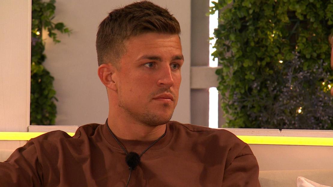 "Love Island Drama Heats Up: Messy Mitch Takes Aim at Villa Rival Over 'Weird' Comment on Molly Smith and Tom Clare's Wedding!"