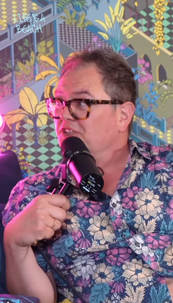 Alan Carr on his "Life's a Beach" podcast.