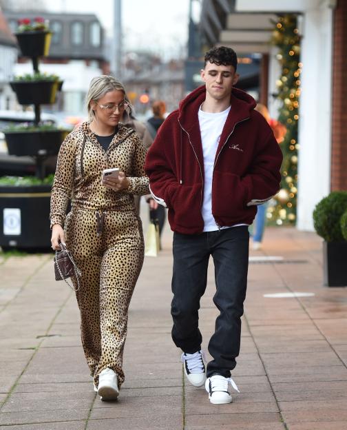 'Phil Foden Fuels Wedding Buzz After Ring Shopping with Girlfriend Rebecca Cooke!'
