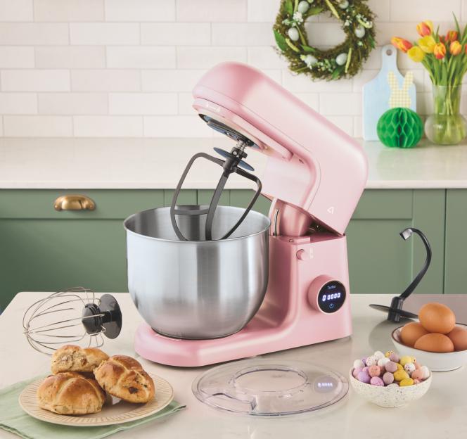 Aldi's Stunning Pastel Kitchen Line Returns: Get Stylish KitchenAid & Le Creuset Lookalikes for a Fraction of the Price!