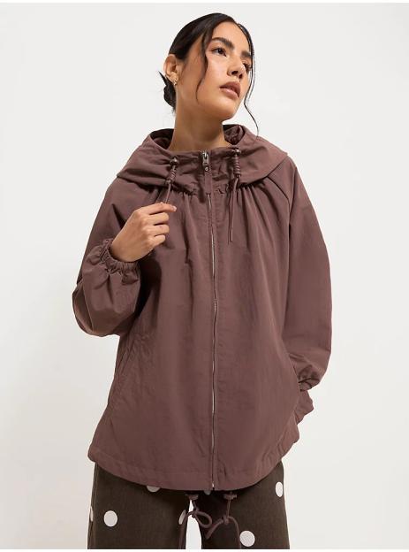 NINTCHDBPICT001069115136