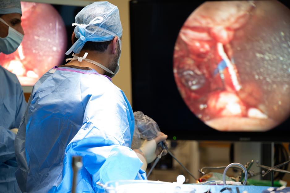 Keyhole brain aneurysm operation