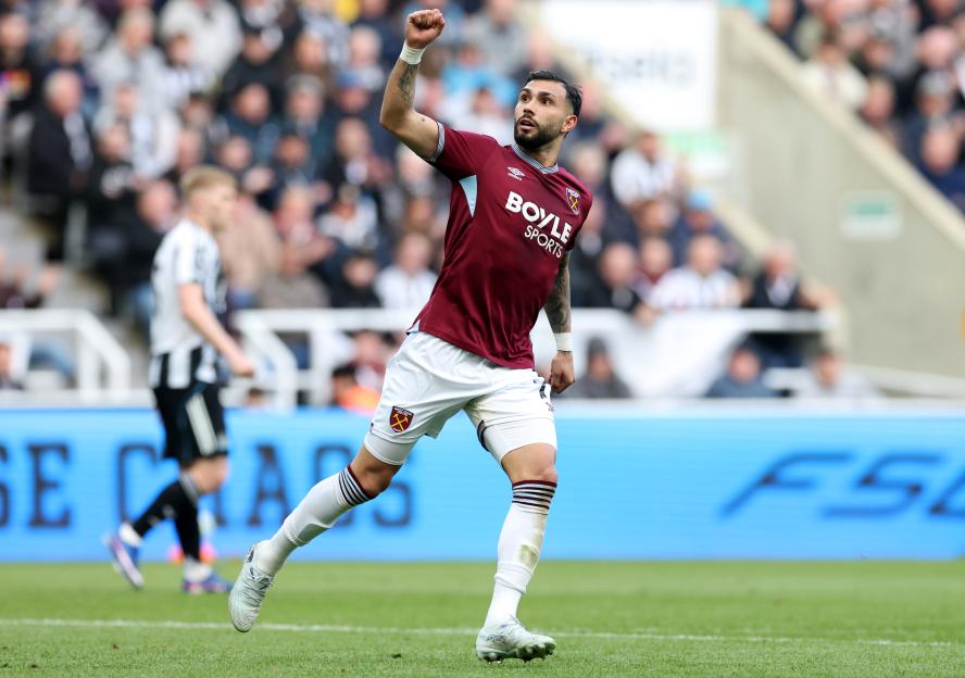 Newcastle United v West Ham United - Premier League