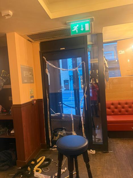 'Scandalous Nights: From £60K Kisses to Fiery Celebrity Parties – The Celebrity Nightclubs Where Mischief Reigns!'