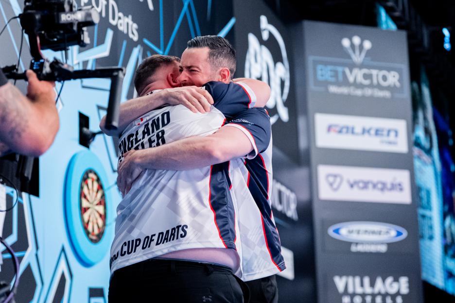 England Clinches World Cup of Darts Title as Luke Littler and Humphries Dominate Netherlands for £100,000 Jackpot!