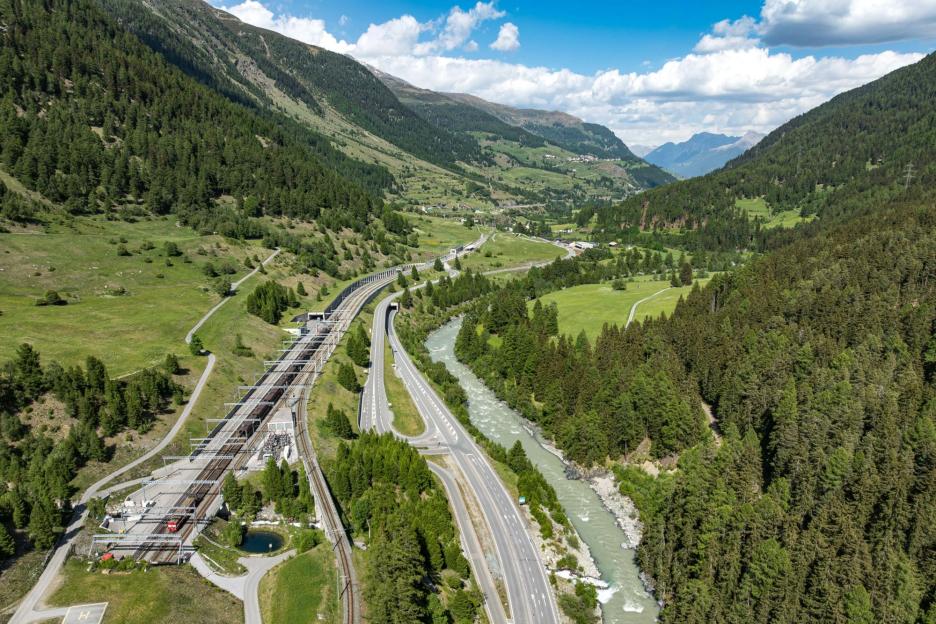 Tragedy Strikes in Switzerland: Tourist Coach Overturns, Leaving Several Dead and 48 Passengers Affected