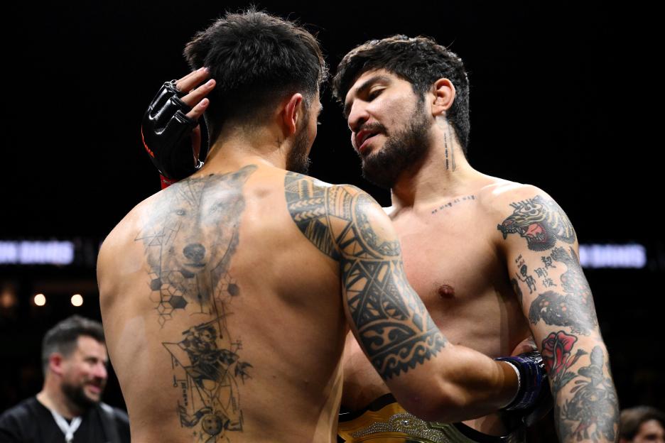 “Conor McGregor's Friend Ready to Battle Dillon Danis After Misfits MMA Offer!”