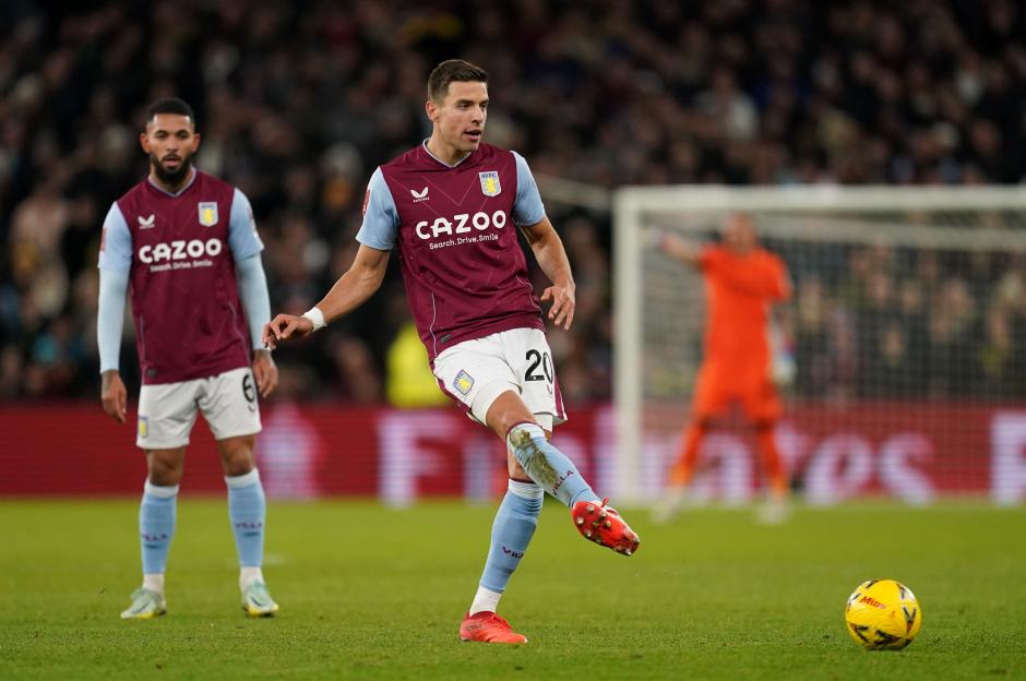 Aston Villa v Stevenage - Emirates FA Cup - Third Round - Villa Park
