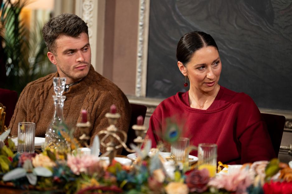 551685,TITLE:The Traitors S4