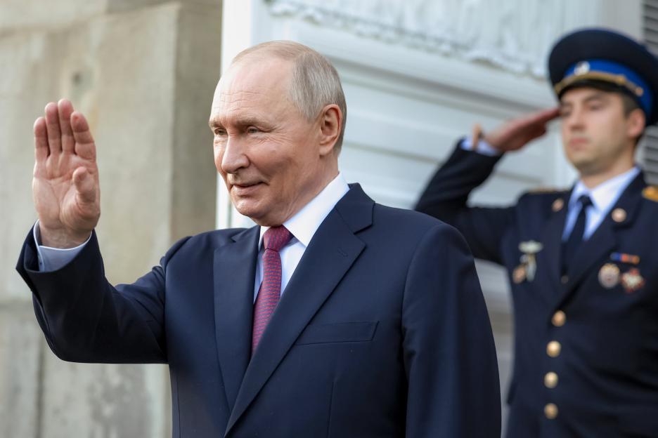 Inside the South American Nation Where Putin Lures War Recruits with Fake Jobs and Coerces Them Under Duress