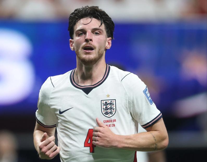 'England's Anticipated Line-Up Against Norway: Can These Three Stars Rally for the World Cup Quarter-Final?'