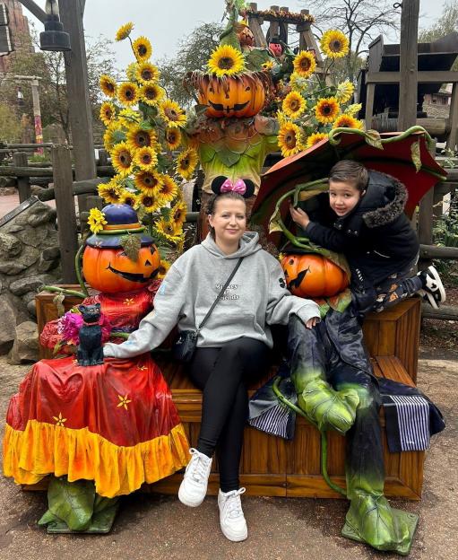 Police officer, 26, ticking off bucket list after stage 4 breast cancer diagnosis